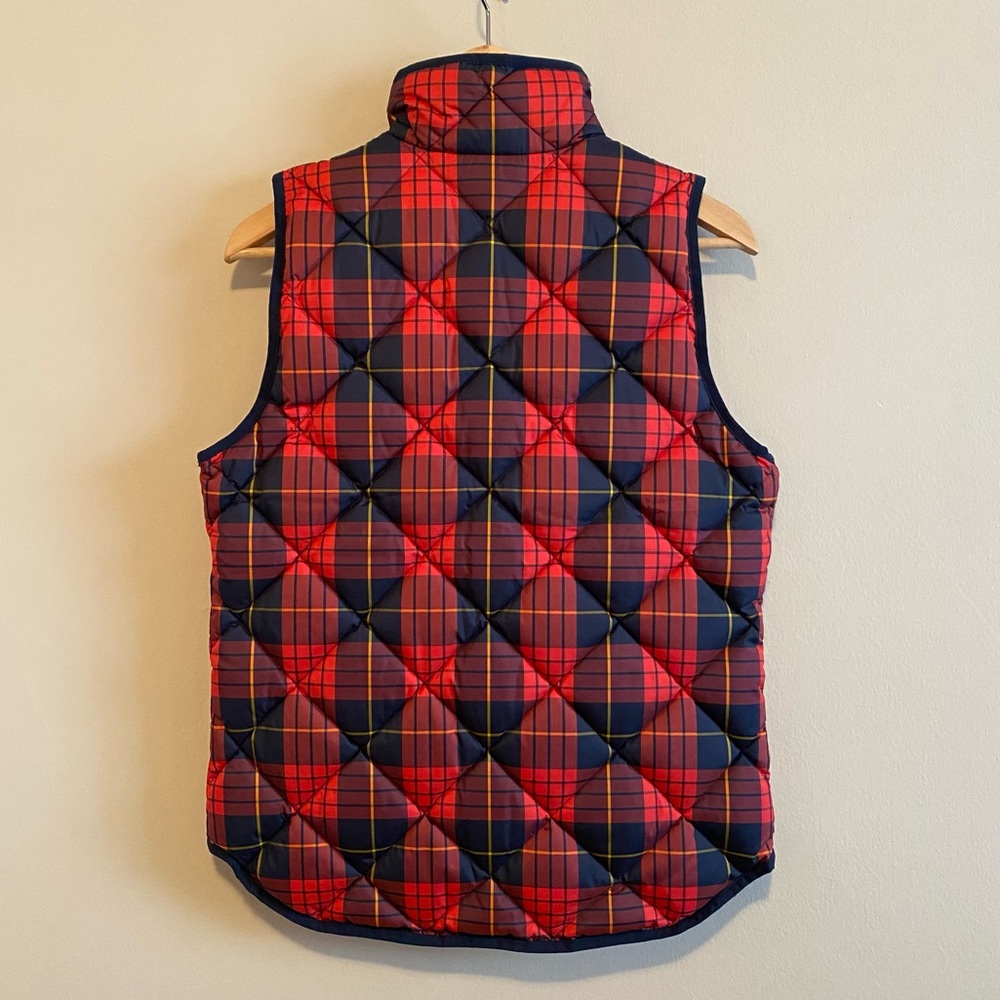sale | j crew | excursion vest in tartan plaid - Picture 4 of 8